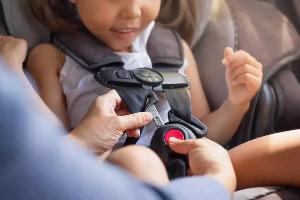 Adaptateur ceinture de sécurité enfant - Équipement auto